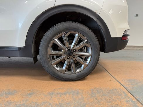 Used 2021 Kia Sportage S w/ S AWD Premium Package image 8