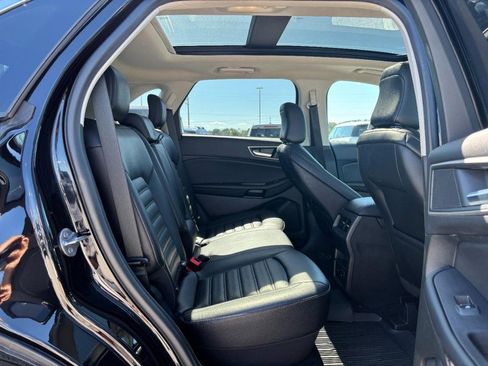 Used 2022 Ford Edge SEL w/ Convenience Package image 10