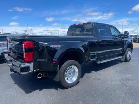 Used 2023 Ford F450 Lariat w/ Camper Package AWD/4WD image 4