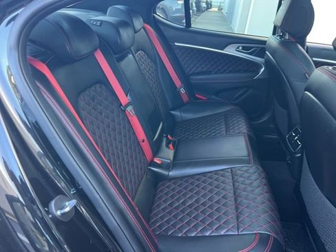 Used 2023 Genesis G70 3.3T w/ Sport Prestige Package image 41