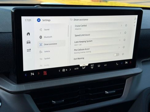 New 2026 Ford Explorer Active w/ Active Comfort Package image 35