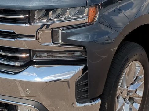 Used 2019 Chevrolet Silverado 1500 LTZ w/ LTZ Premium Package AWD/4WD image 10