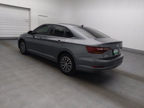 Used 2019 Volkswagen Jetta SE FWD image 3