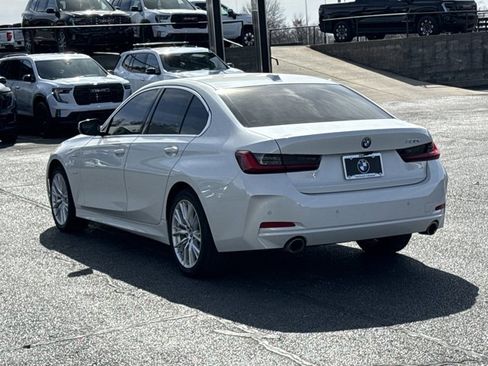 Used 2024 BMW 330e image 10