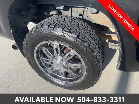 Used 2012 Toyota Tundra 2WD CrewMax w/ SR5 Pkg image 11
