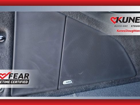 Used 2024 Cadillac Escalade ESV Sport Platinum w/ LPO, ONYX Package image 39