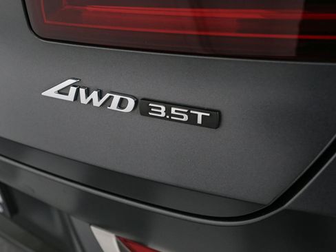 Used 2022 Genesis GV80 3.5T Prestige Signature w/ Winter Weather Package AWD/4WD image 11