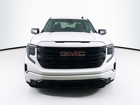 Used 2024 GMC Sierra 1500 Elevation image 2