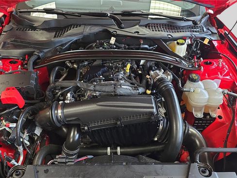 Used 2025 Ford Mustang Premium RWD image 31