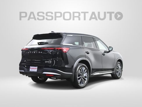 Certified 2026 INFINITI QX60 Luxe w/ Cargo Package image 8