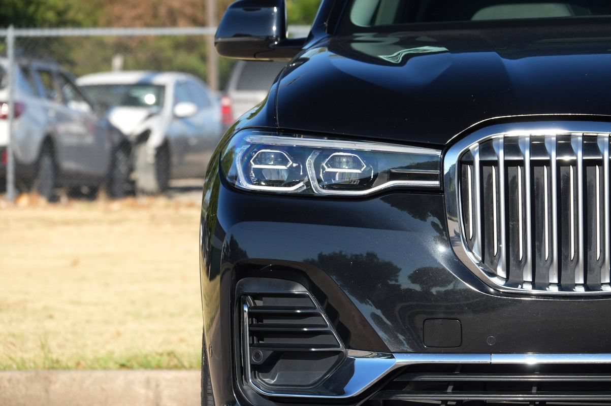 Used 2020 BMW X7 xDrive40i w/ Premium Package AWD/4WD image 22