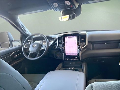 New 2026 RAM 2500 Big Horn AWD/4WD image 28