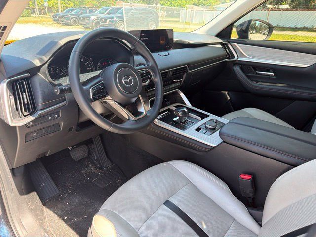 Used 2024 MAZDA CX-90 3.3 Turbo w/ Preferred Package AWD/4WD image 12