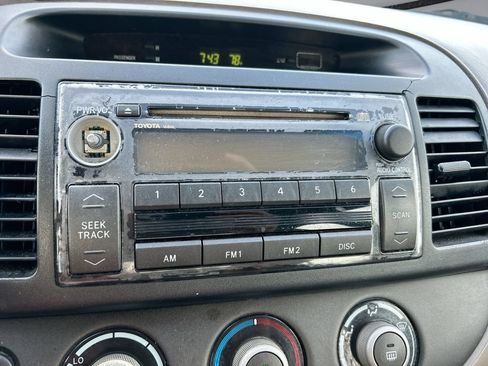 Used 2005 Toyota Camry LE w/ Fleet Convenience Pkg FWD image 20