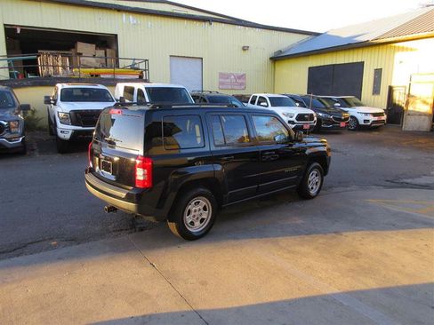 Used 2015 Jeep Patriot Sport w/ Power Value Group image 5