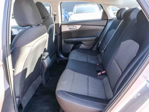 Used 2024 Kia Forte LXS FWD image 19