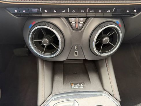 Used 2021 Chevrolet Blazer Premier w/ Driver Confidence II Package image 23