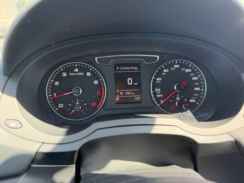 Used 2018 Audi Q3 2.0T Premium w/ Convenience Package AWD/4WD image 14