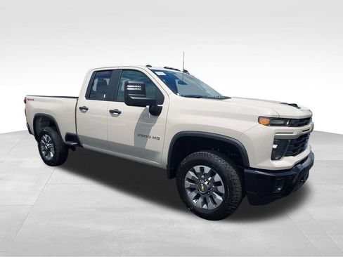 New 2026 Chevrolet Silverado 2500 Custom w/ Custom Value Package AWD/4WD image 7