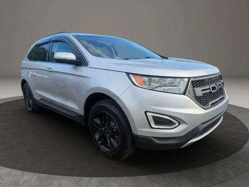 Used 2018 Ford Edge SEL AWD/4WD image 3