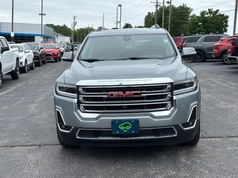 Certified 2023 GMC Acadia SLT w/ Technology Package AWD/4WD image 8