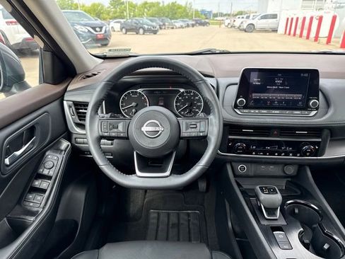 Used 2023 Nissan Rogue SV w/ SV Premium B Package FWD image 26