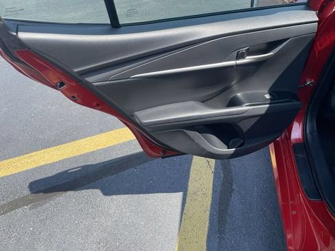 Used 2025 Toyota Camry LE FWD image 28