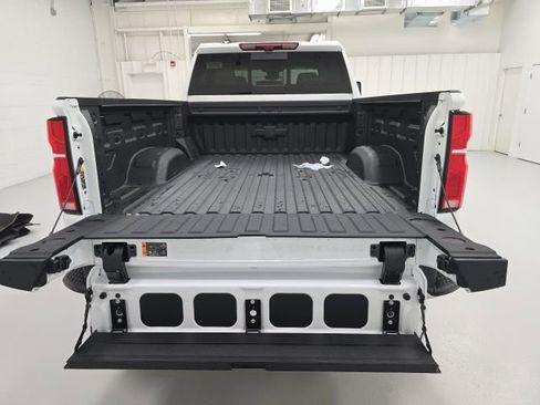 New 2026 Chevrolet Silverado 2500 LTZ w/ LTZ Premium Package image 24