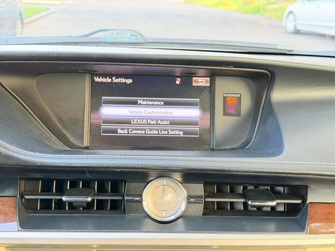 Used 2015 Lexus ES 350 w/ Luxury Package FWD image 66