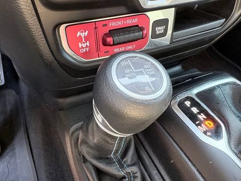 Used 2023 Jeep Wrangler Unlimited Rubicon 4xe AWD/4WD image 23