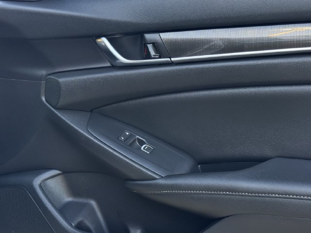 Used 2022 Honda Accord Sport image 27