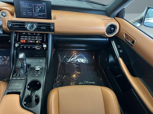 Certified 2024 Lexus IS 300 F Sport RWD image 27