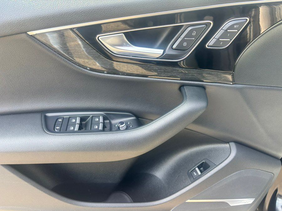 Used 2017 Audi Q7 3.0T Premium Plus AWD/4WD image 15