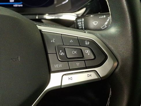 Used 2022 Volkswagen Taos SEL image 23