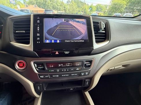 Used 2018 Honda Pilot EX-L image 9