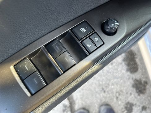 Used 2023 Toyota Camry LE image 20