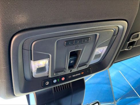 Used 2025 Chevrolet Silverado 3500 High Country w/ Technology Package image 31