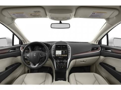 Used 2019 Lincoln MKC Premiere FWD image 8