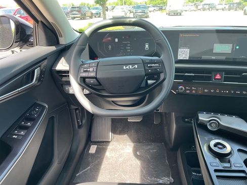 New 2026 Kia EV6 Wind AWD/4WD image 12