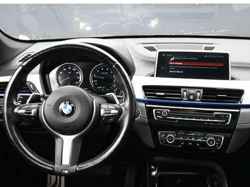 Used 2021 BMW X1 xDrive28i w/ M Sport Package image 11
