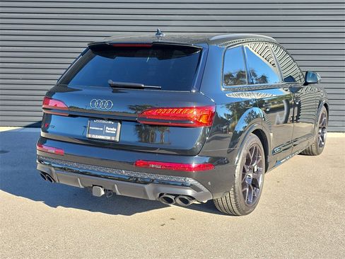 Used 2025 Audi SQ7 Premium Plus image 7