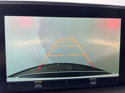 Used 2024 Chevrolet Suburban Premier image 23