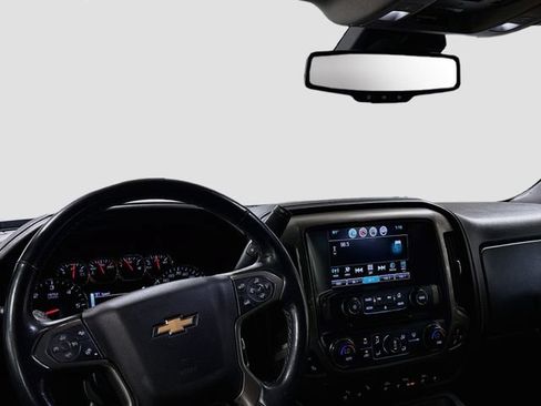 Used 2018 Chevrolet Silverado 1500 High Country AWD/4WD image 20