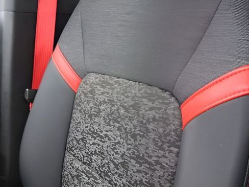 Used 2023 Chevrolet Colorado Z71 w/ Z71 Convenience Package 2 image 21