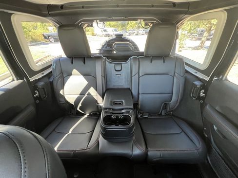 New 2026 Jeep Wrangler Unlimited Rubicon AWD/4WD image 14