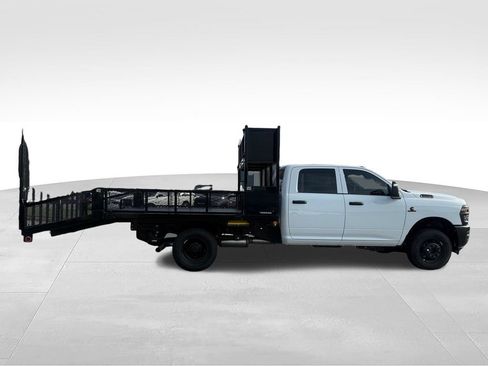 New 2026 RAM 3500 Tradesman AWD/4WD image 29