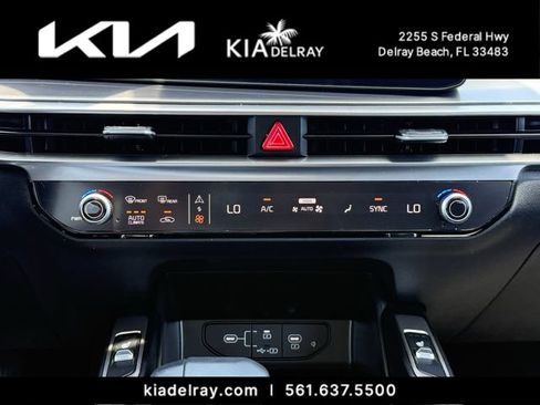 Used 2026 Kia Sorento EX w/ EX Premium Package FWD image 23