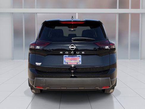 New 2026 Nissan Rogue S image 5
