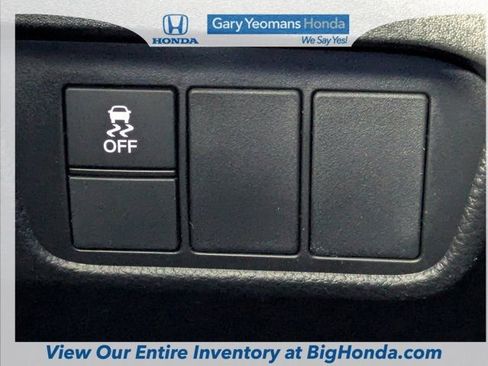 Used 2025 Honda CR-V LX image 25