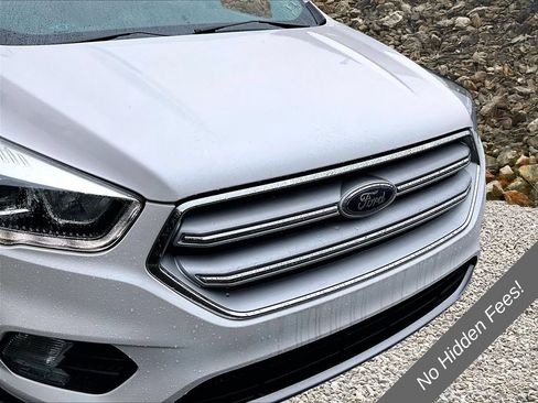 Used 2018 Ford Escape SEL AWD/4WD image 25